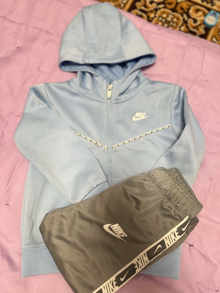 Костюм спортивный Nike на мальчика