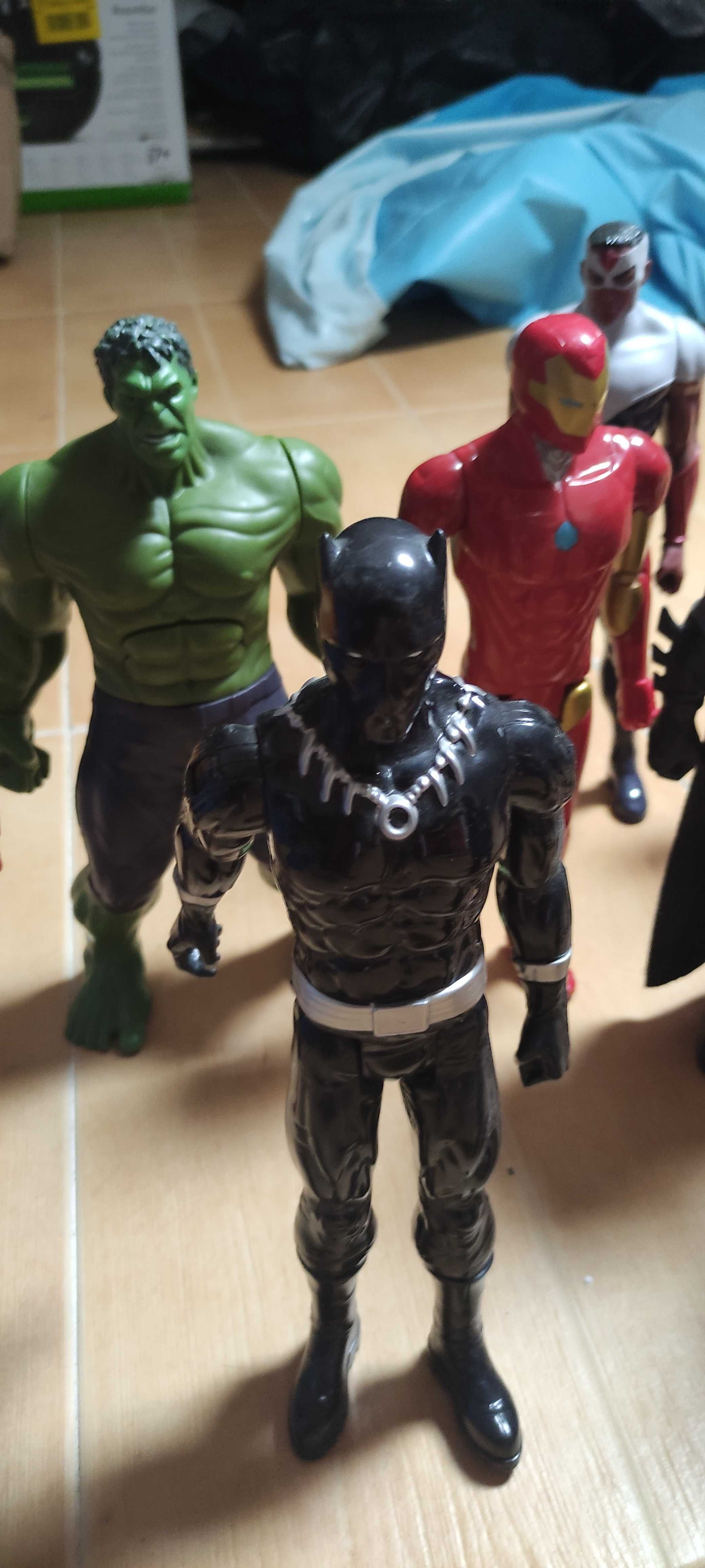 Figuras originais Marvel