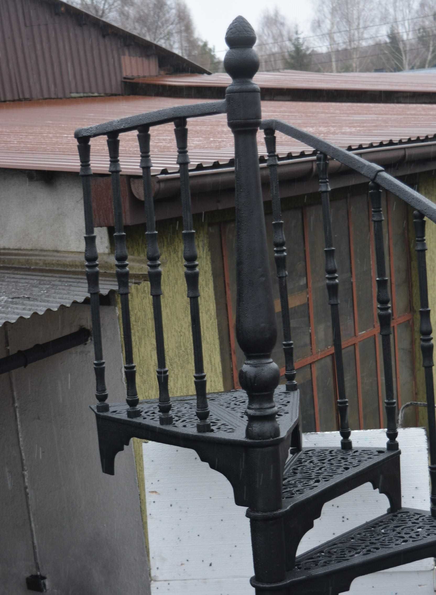 Schody żeliwne kręcone fi 1,63 m wzór nr 1 - z 1 tralką /stopień