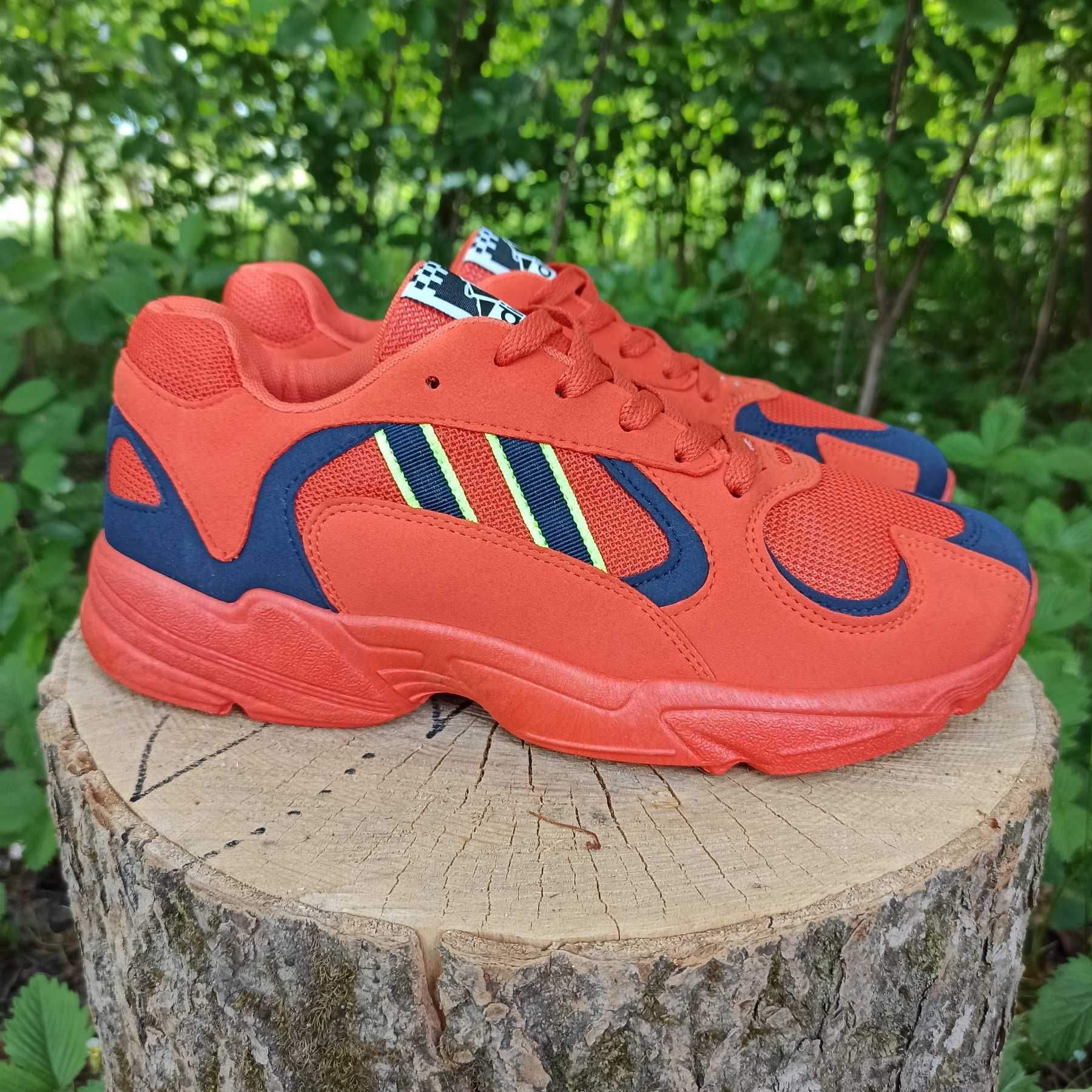 Кросівки літні Adidas Yung Розмір 41-42