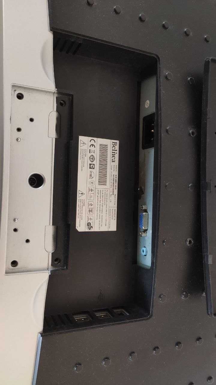 Monitor Belinea 102030W - stan bardzo dobry