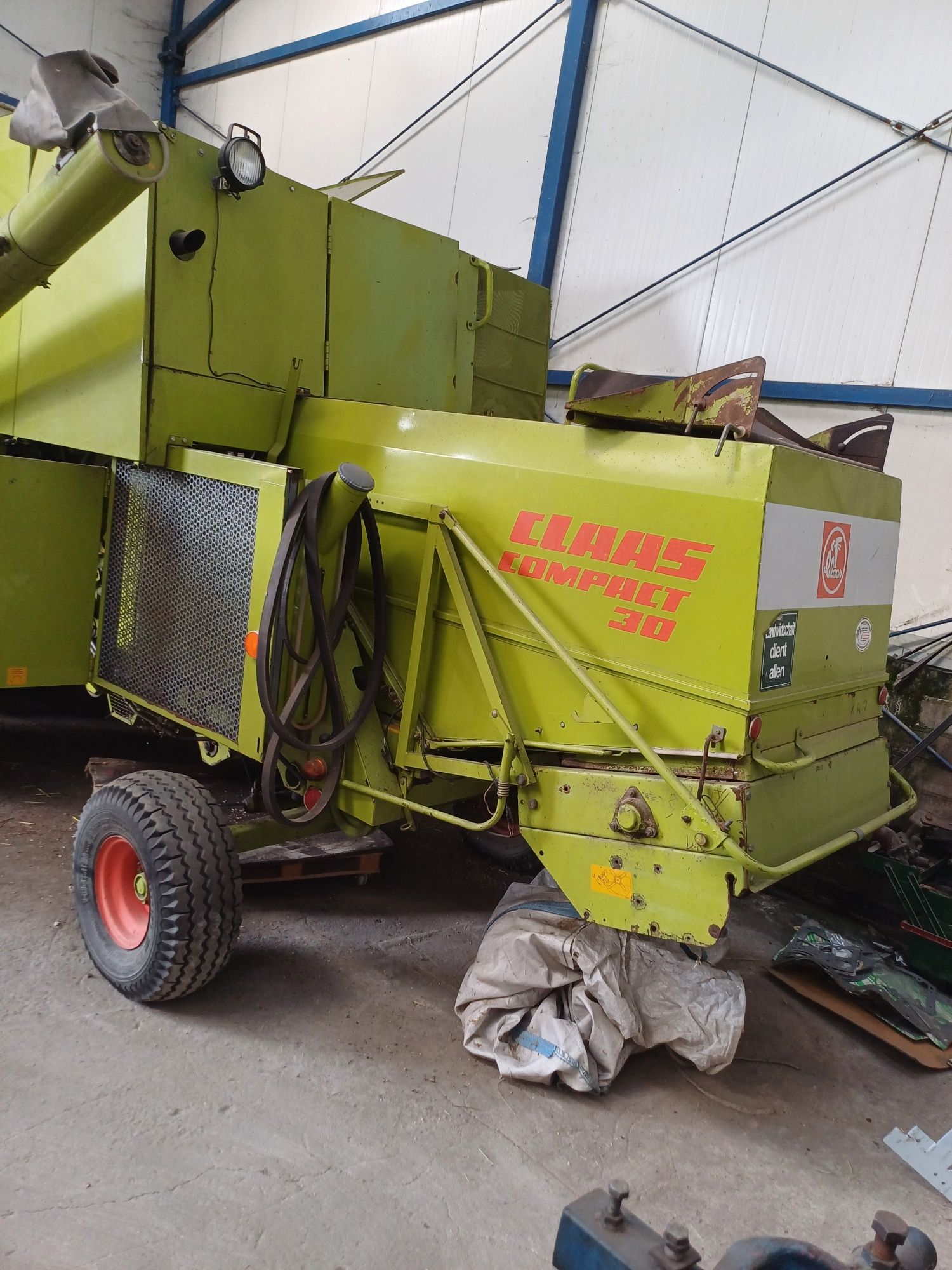 Class Compact 30