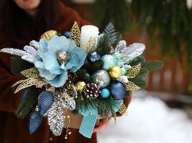 Новорічні композиціі,декор,підсвічнник