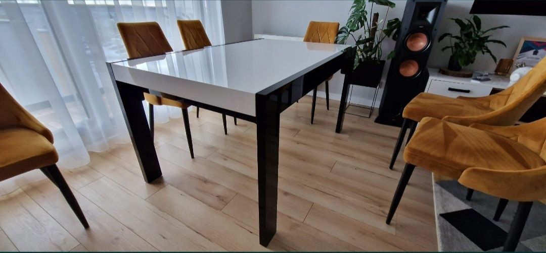 Stół rozkładany do jadalni 140-240 x 90 x 75