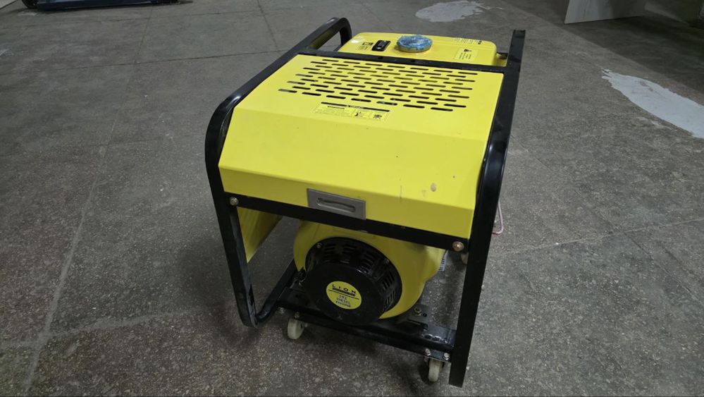 дизельний генератор LION POWER LND 10000E