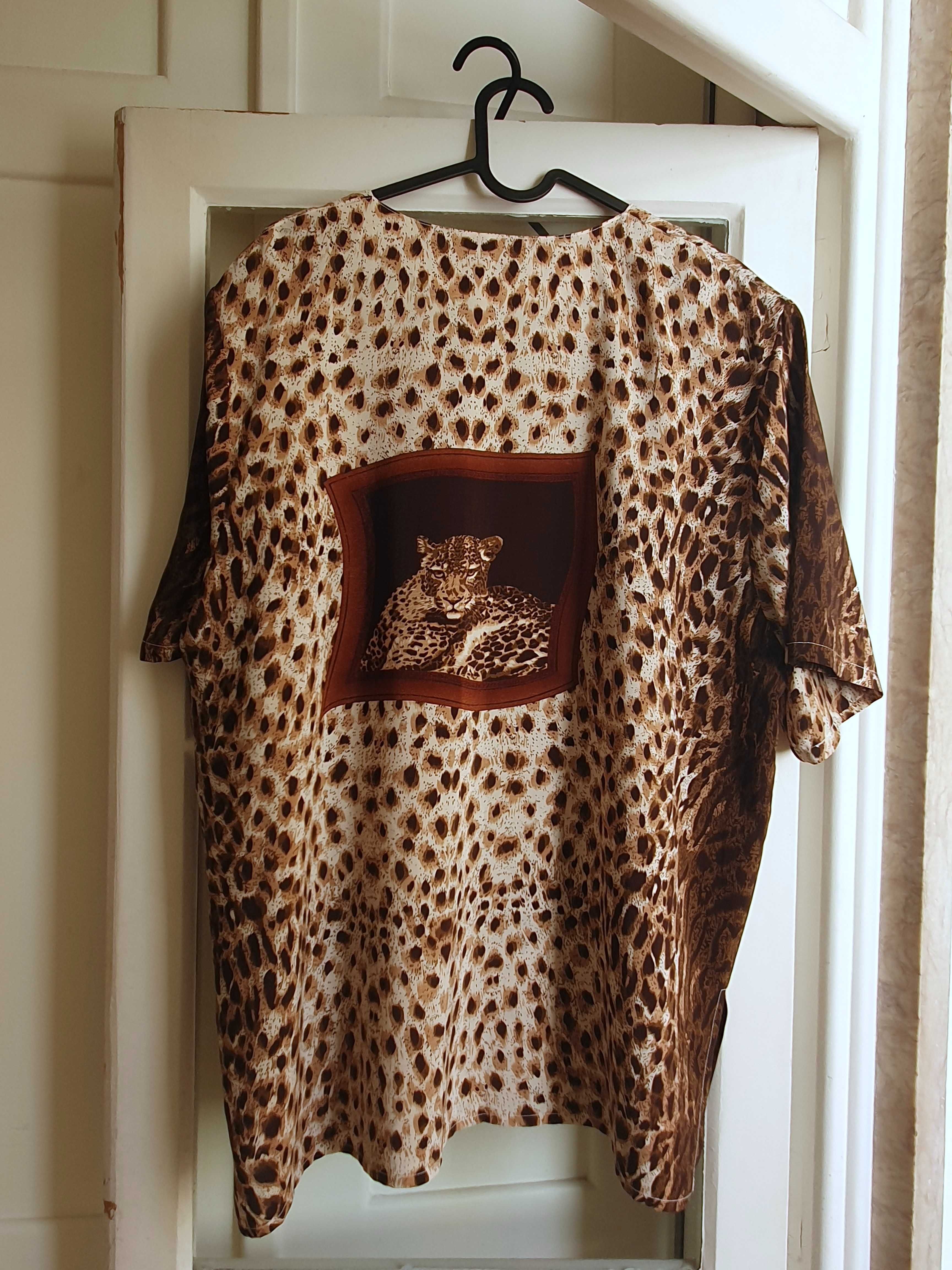 Supercool Vintage Oversized Leopard T-shirt Georgette fabric