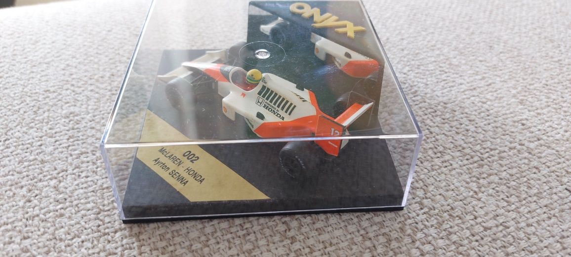 Miniatura F1 Maclaren Honda (Ayrton Senna)