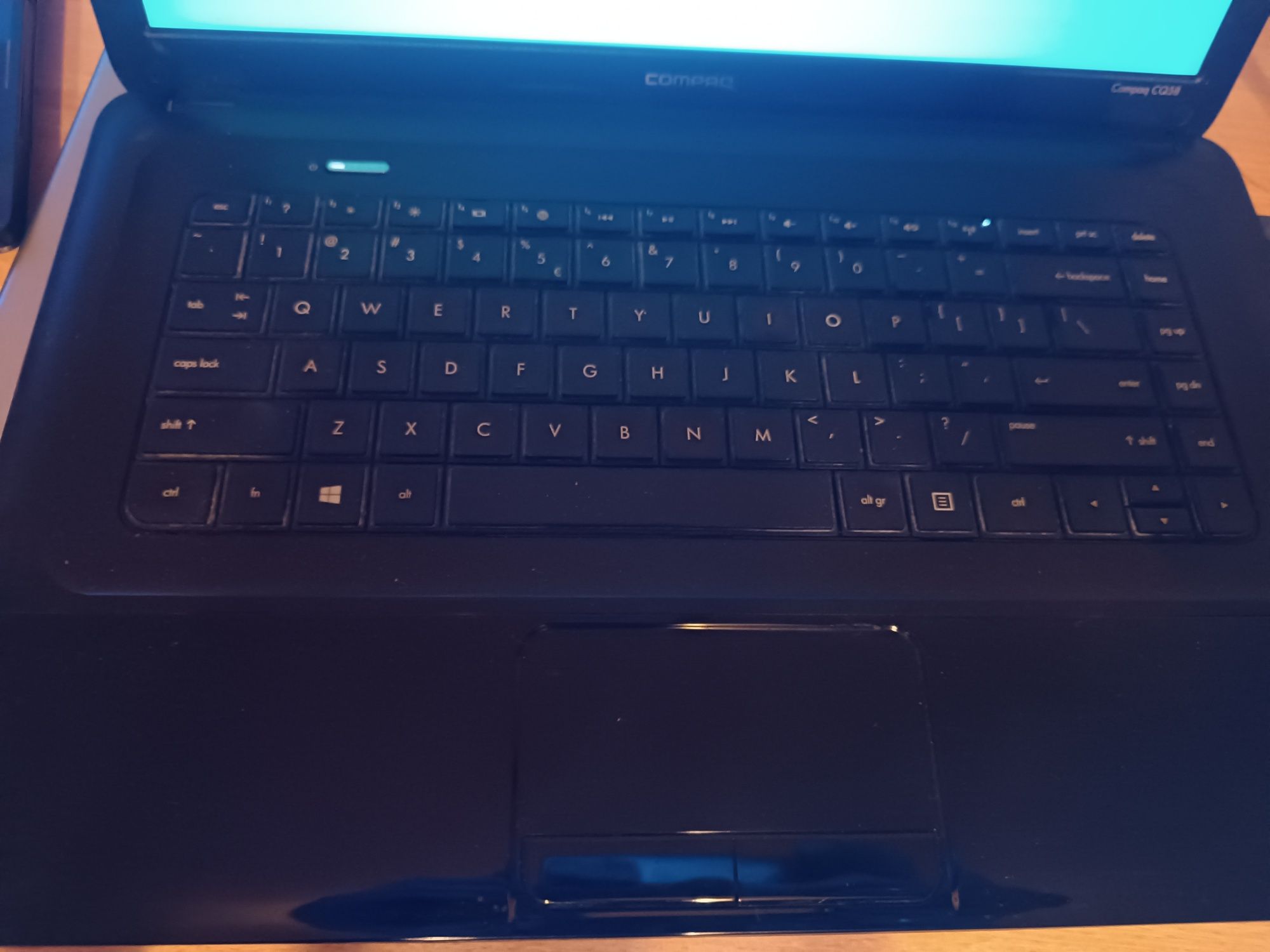 Laptop HP compaq CQ58