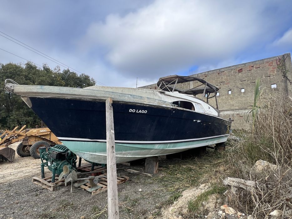 Embarcação Chris Craft Constellation 28 Ft