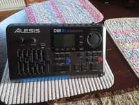 Moduł alesis DM10 plus cztery pady