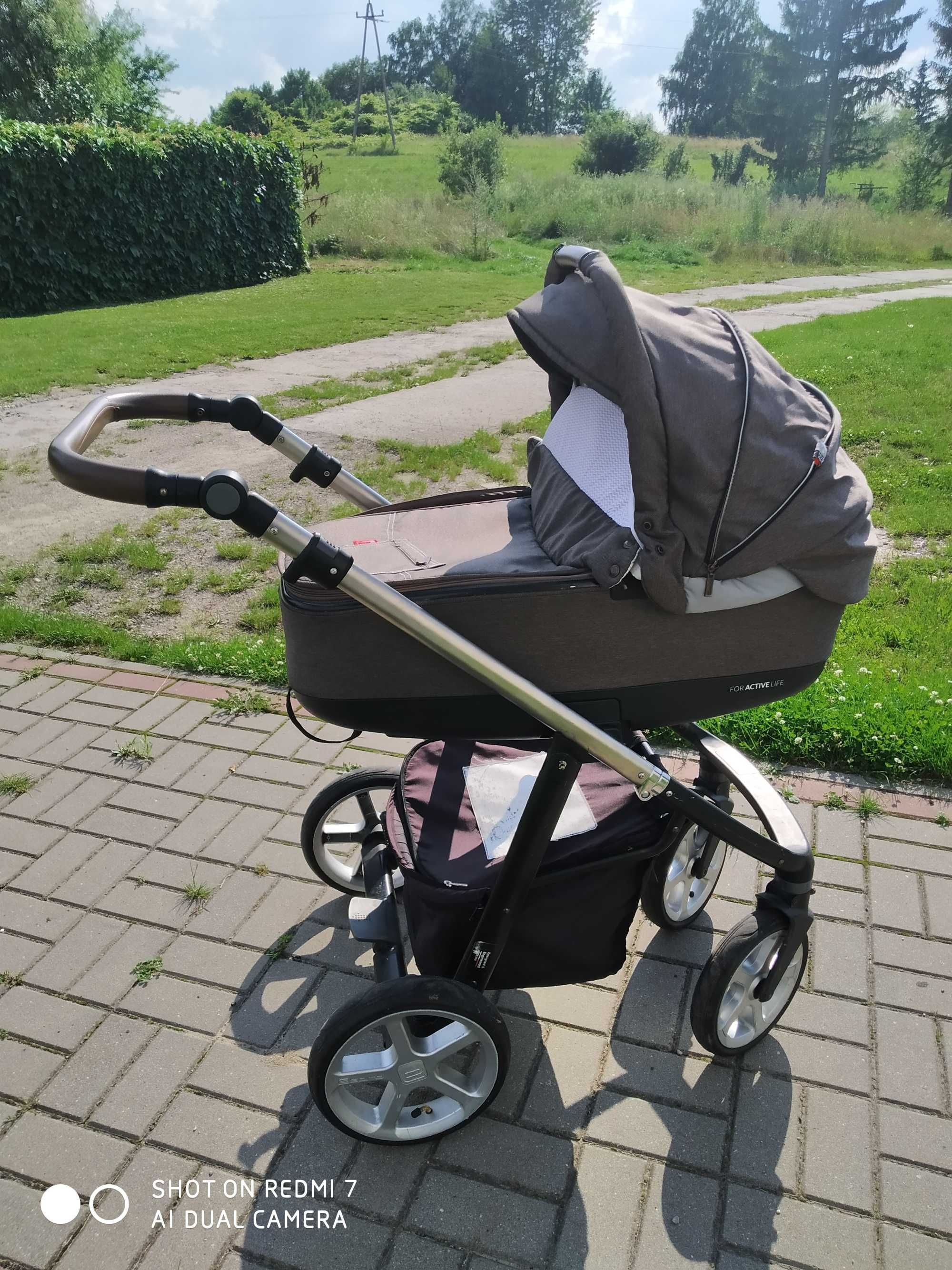Wózek plus fotelik