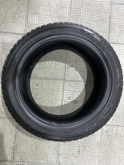 Зимова резина Godyear Ultragrip Ice 2 245/45/18 R18 4 шт
