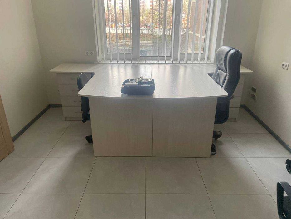 Оренда офісу 61 м², окремі кабінети. Анни Ахматової, Київ, Позняки