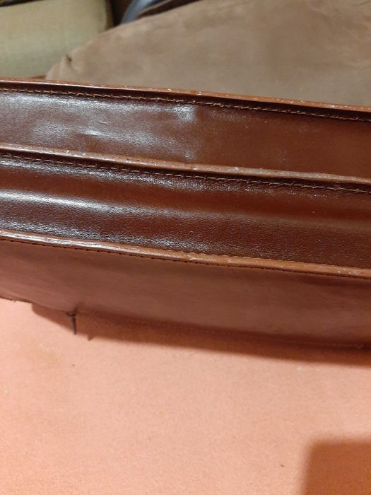 Кожаний портфель,новий