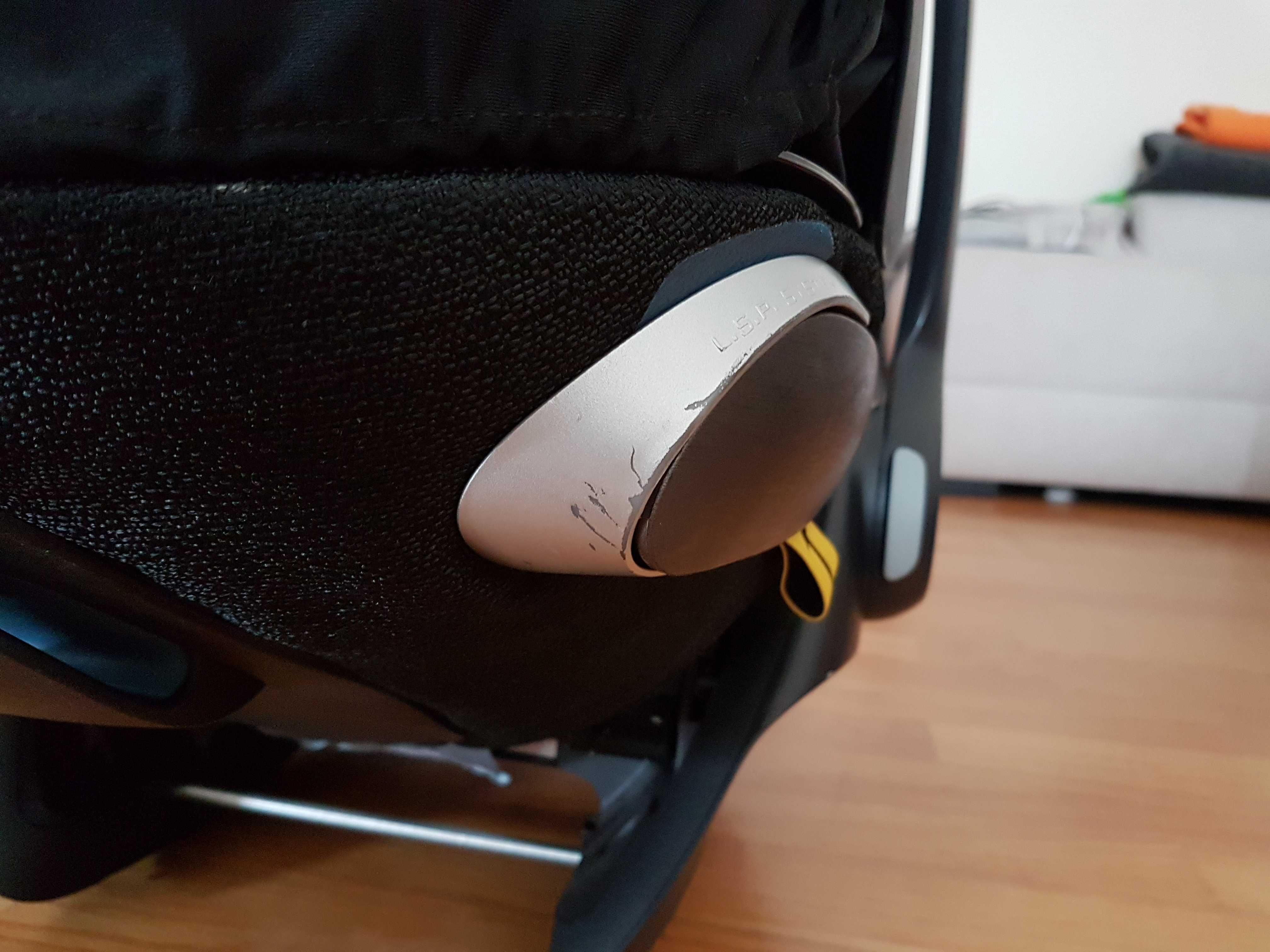 Cybex cloud z i-size com redutor e adaptadores para carrinho Balios S