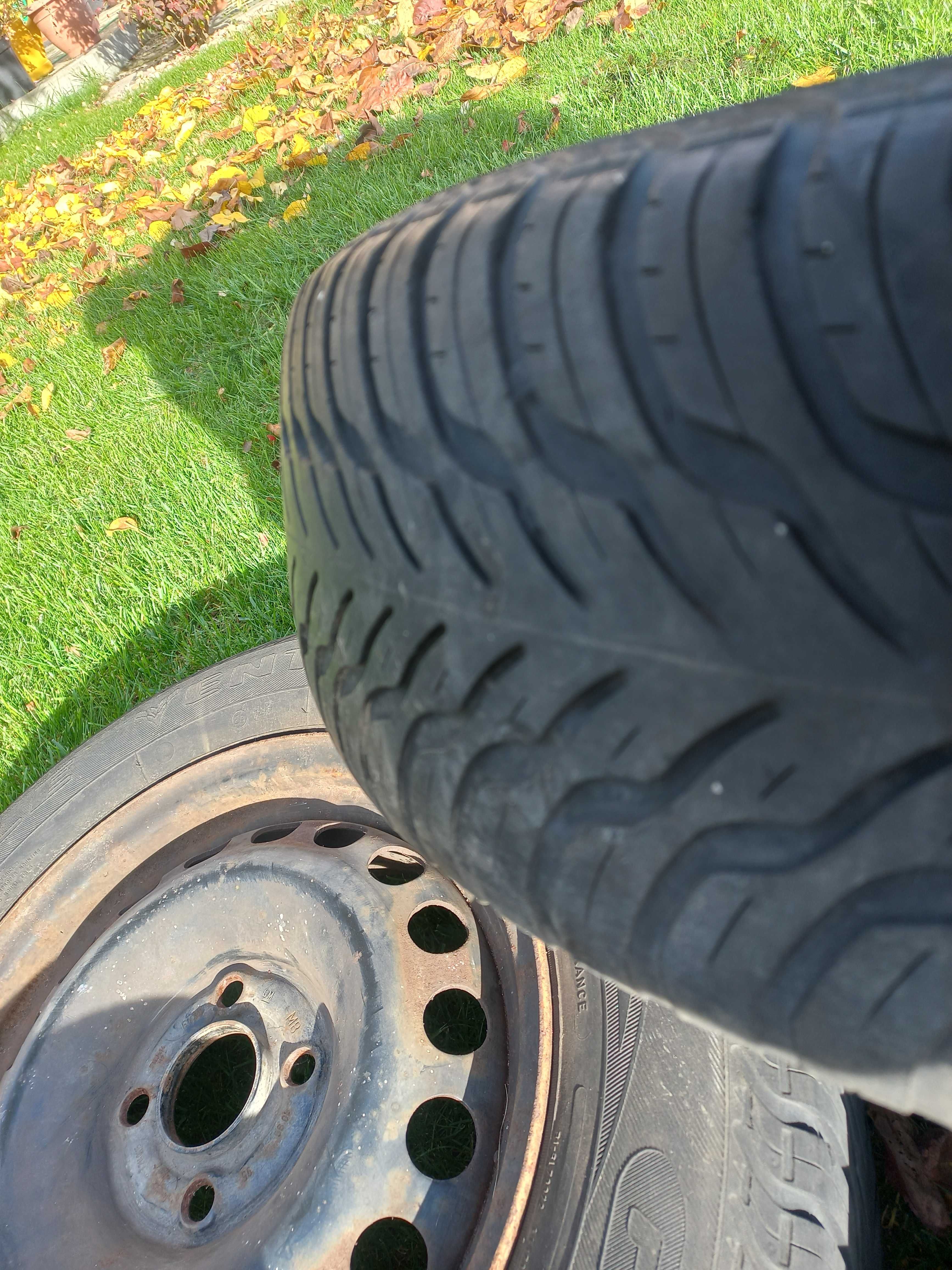 Opony z Felgami 185/70/14 GoodYear Komplet Opel ET 39