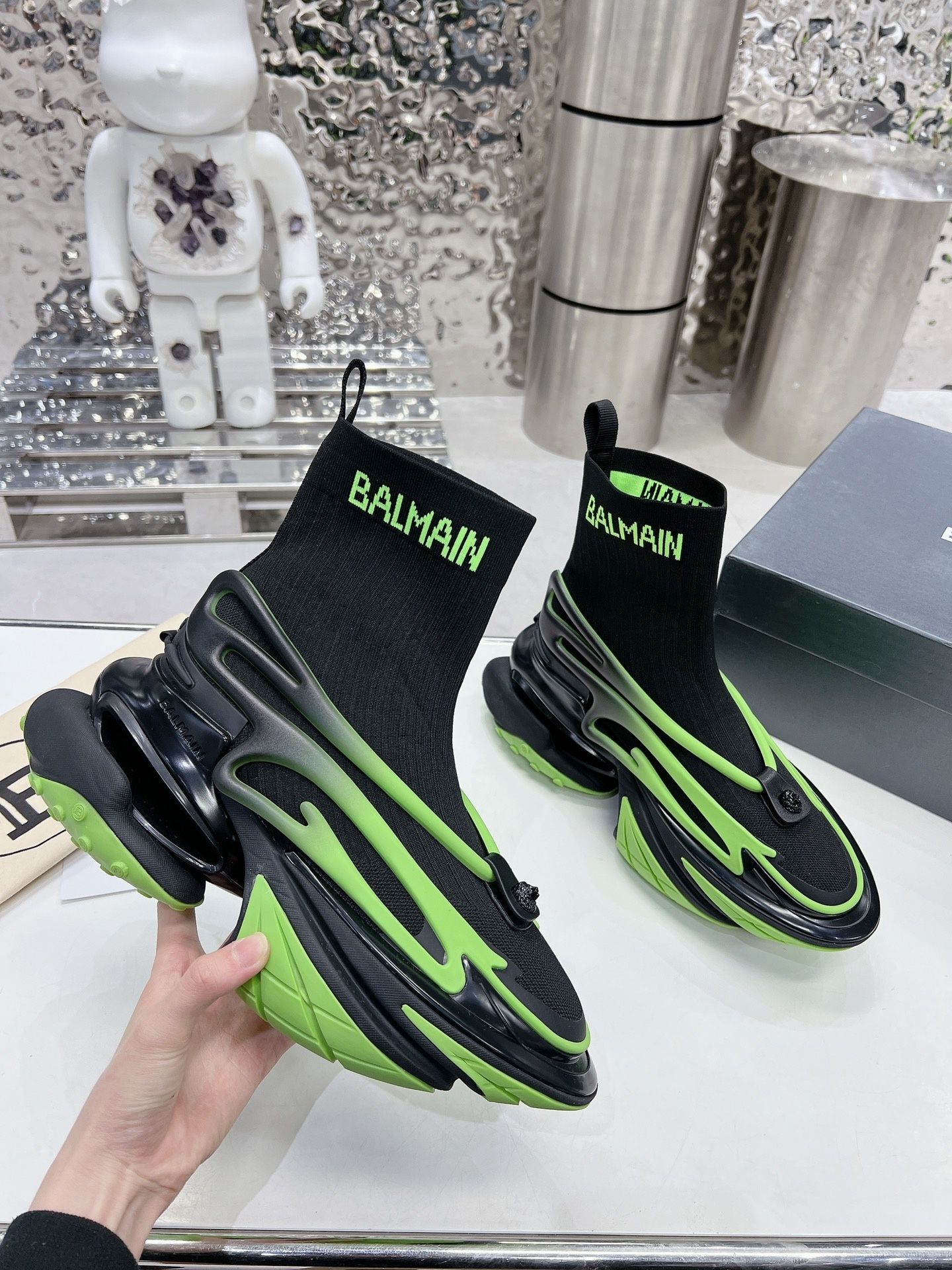 Lux designerskie sneakersy od Balmain