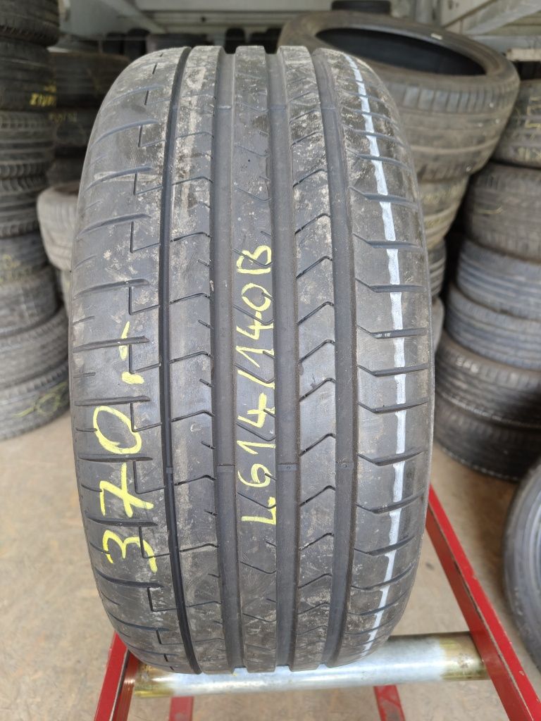 235/35R19 91Y Pirelli P Zero      L614/140B