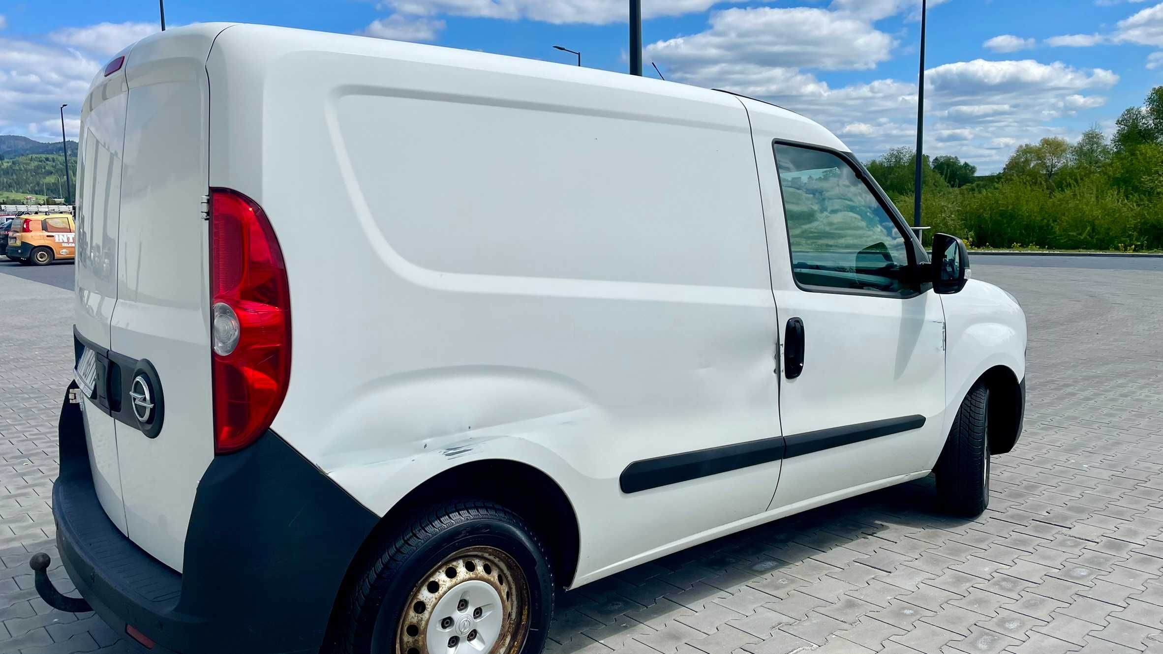 Opel Combo D Van VAT 1 serwisowany salon PL 2017r