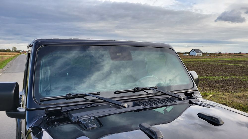 Jeep wrangler jl 3.6 SAHARA 2019rok