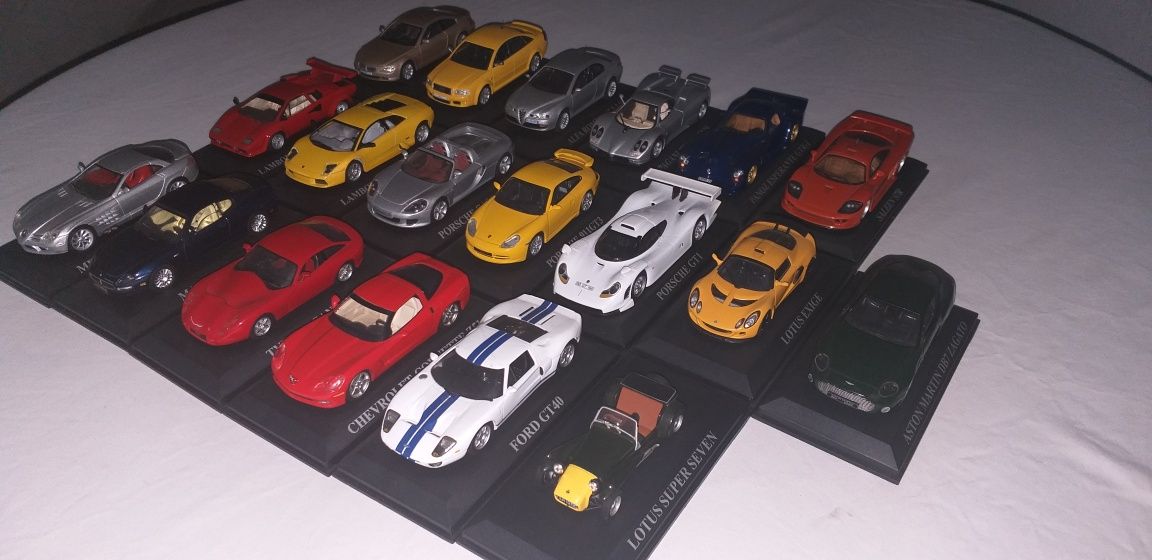 Miniaturas carros, vários (colecção)