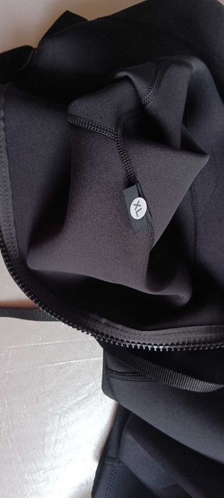 Fato de Surf  XL preto