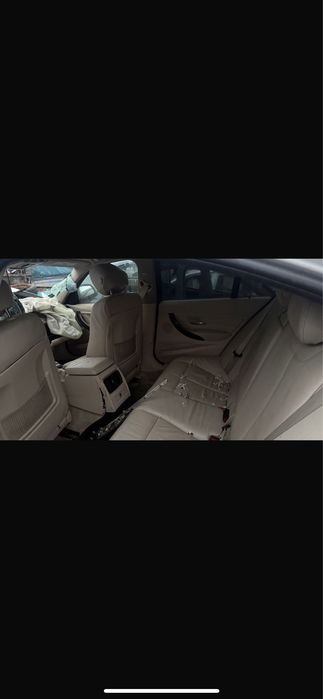 Срочно продаю машину BMW 328i