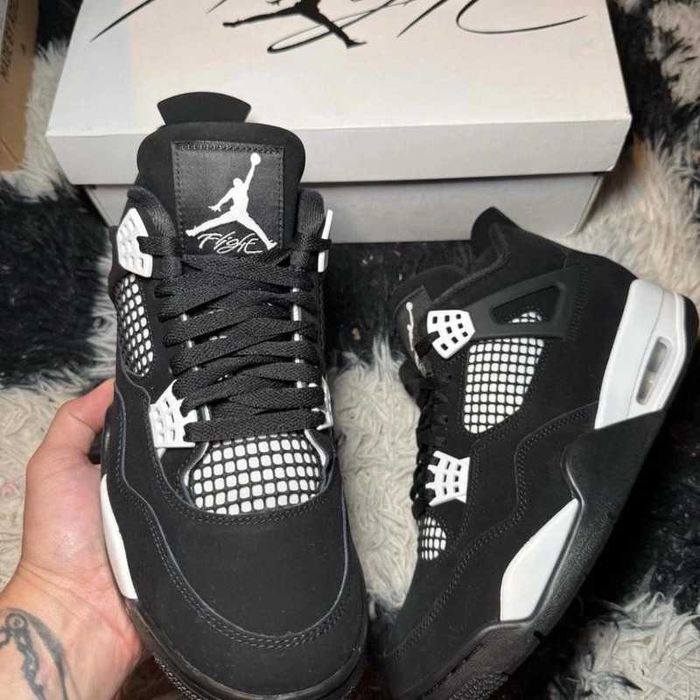 Buty damskie Jordan 4 White Thunder unisex R.45