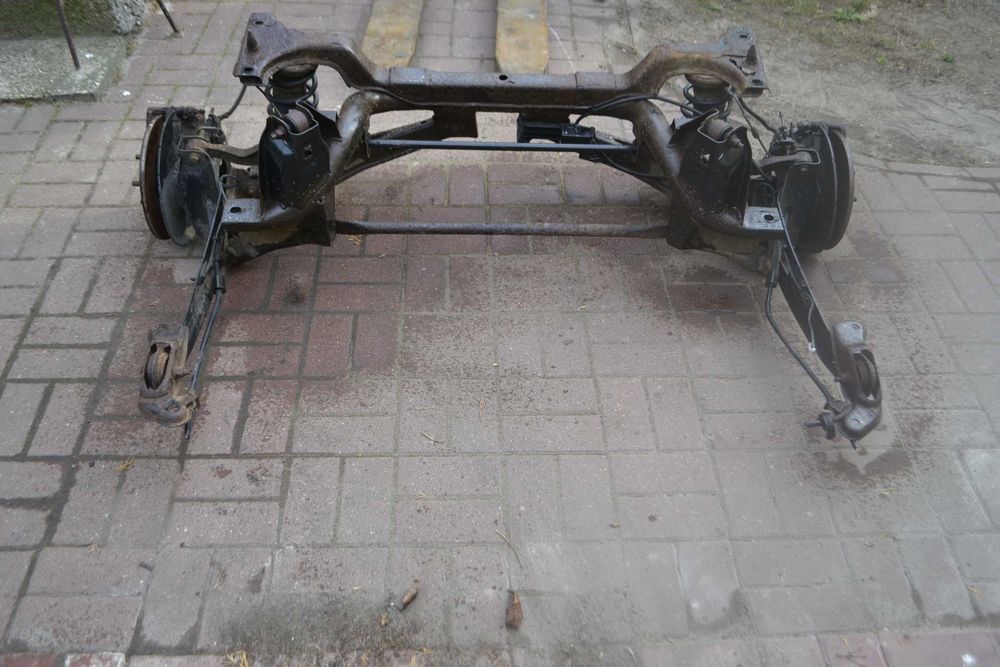 KPL. belka zawieszenia zawieszenie Ford Mondeo MK3 kombi wózek, sanki!