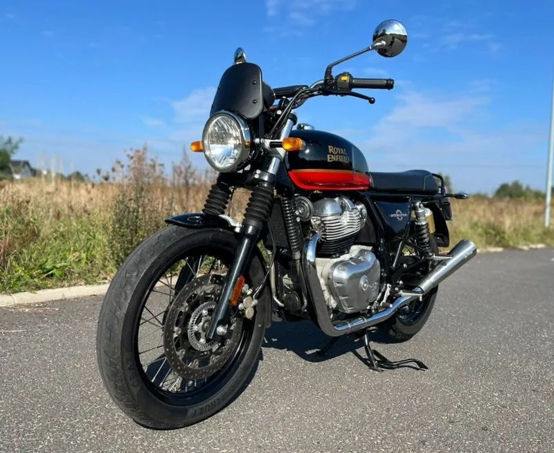 Royal Enfield Interceptor Continental 650 2022r LeoVince