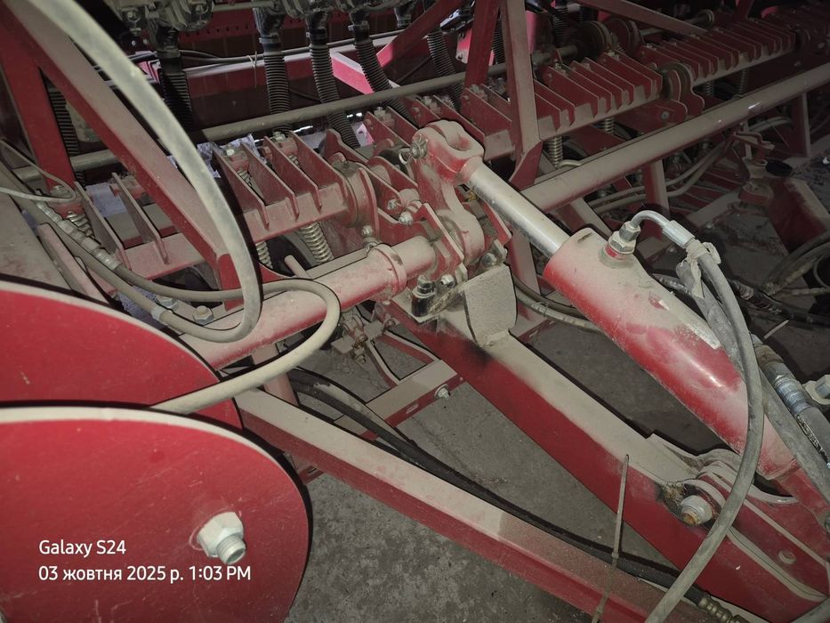 Сівалка червона зірка АСТРА 6 м.