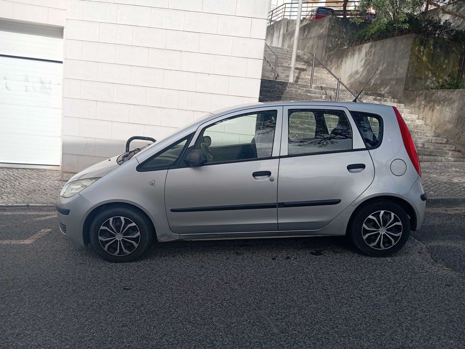 Mitsubishi Colt 1.1 AC 117.000km 2008
