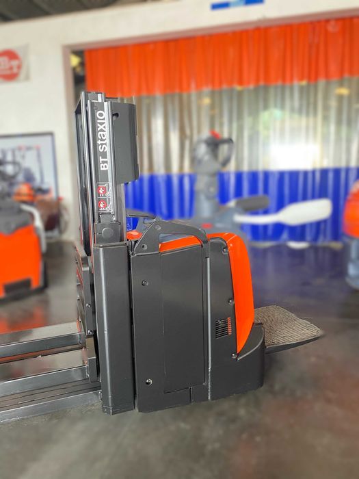 BT Electric Stacker SPE 200D | 2,000 kg Used64297463339394121