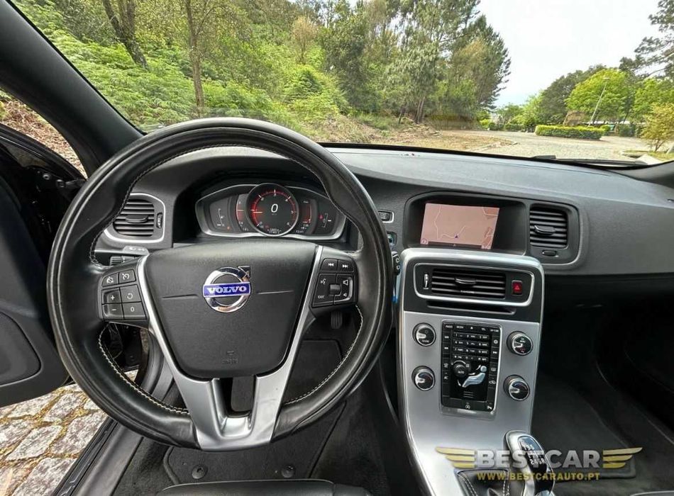 Volvo V60 2.0 Momentum