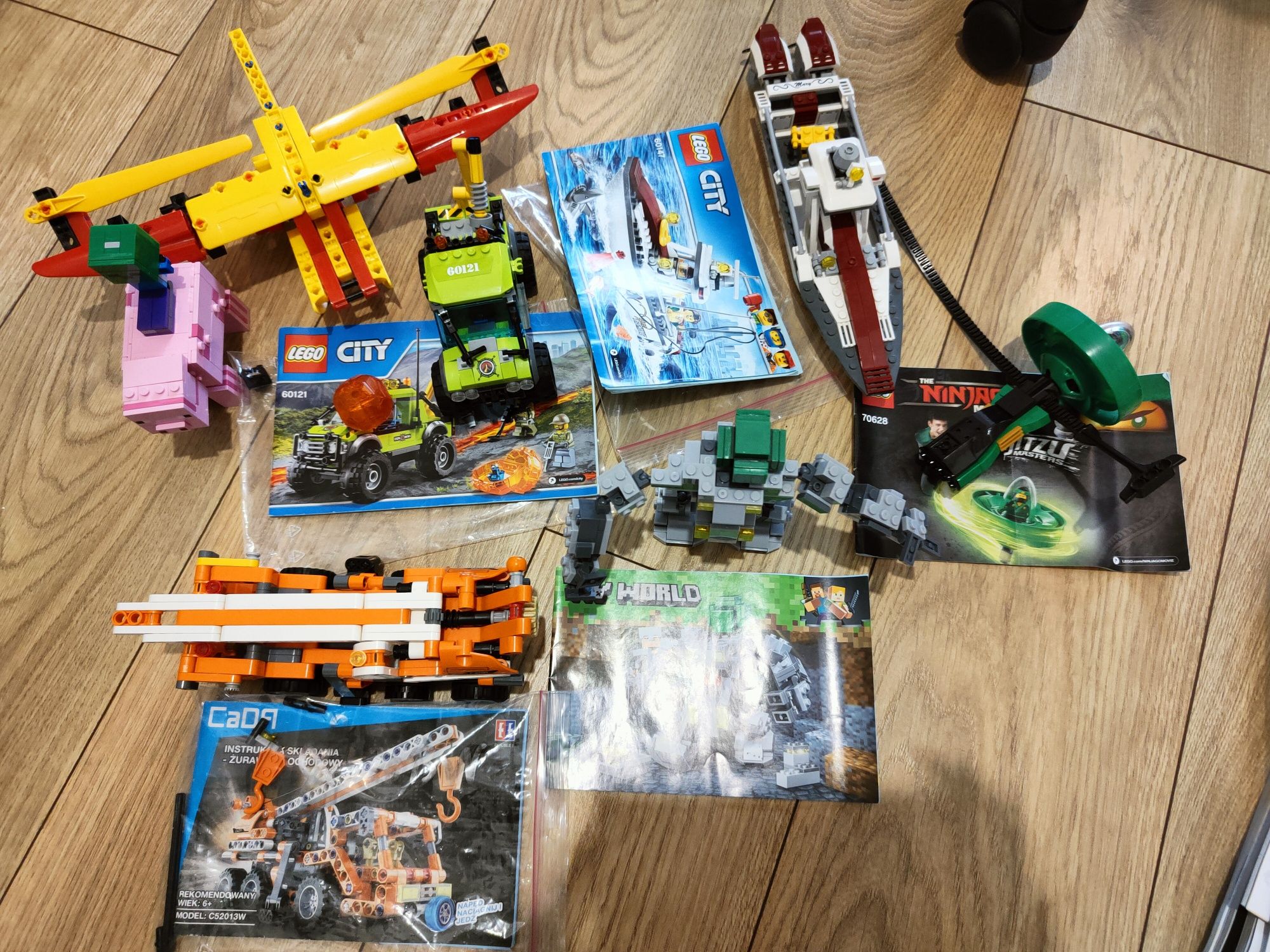 komplet 110 zł LEGO 60121, 60147, 70628 komplet