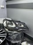Фара ксенон Touareg 7P NF права