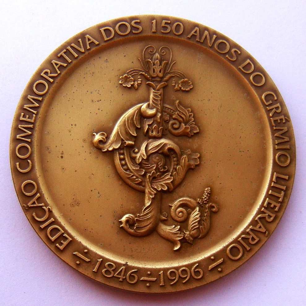 Medalha de Bronze Rainha D. Maria II Carta Régia Grémio Literário