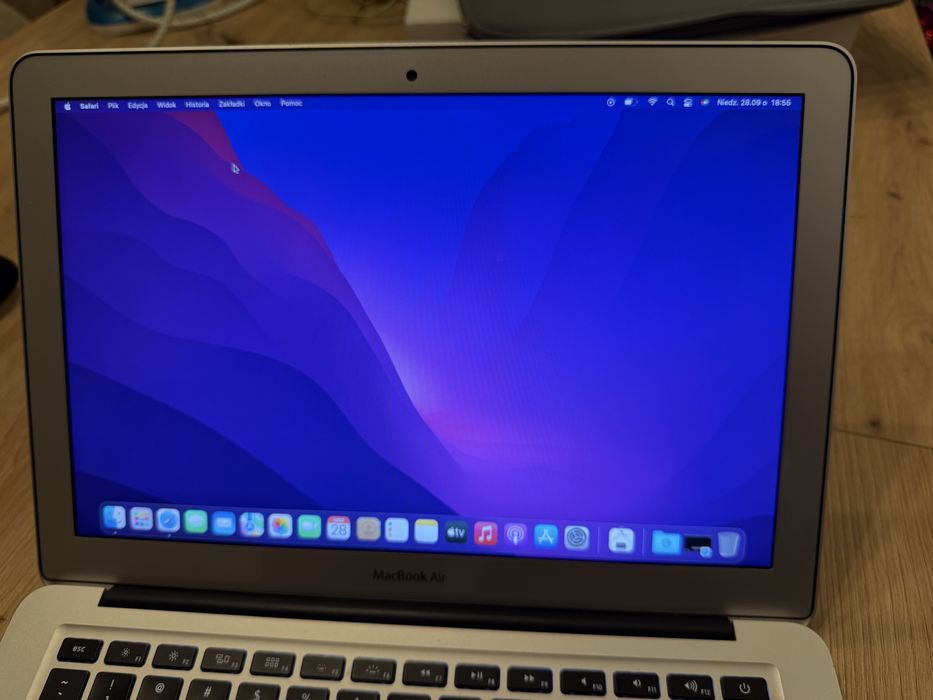Macbook AIR 2017 intel core i5 8 GB ram 256 GD SSD