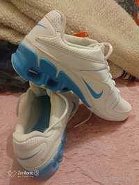 Vendo tênis Nike Reax