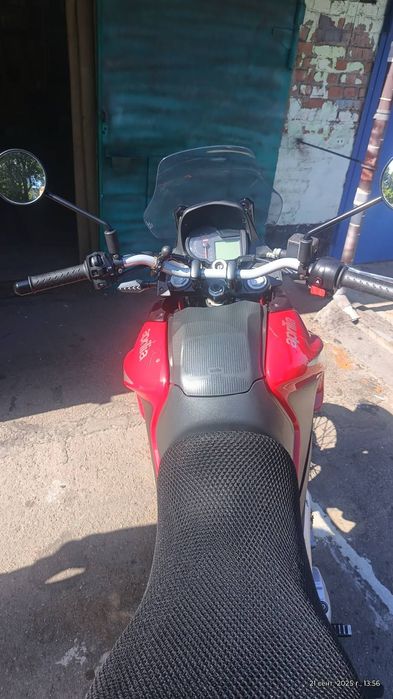 Апрілія пегасо трейл 660