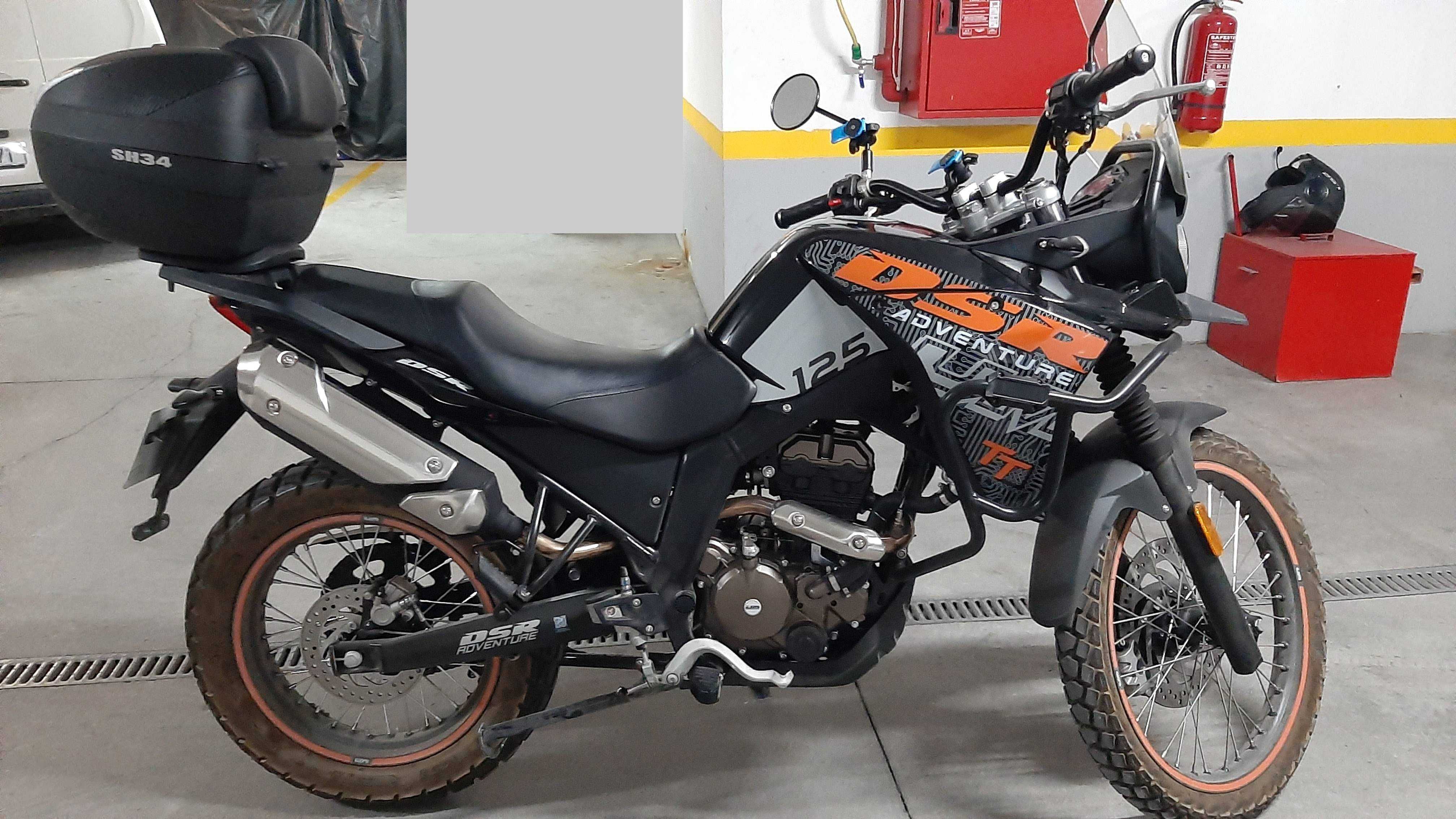 UM DSR Adventure TT 125cc (carta de carro)