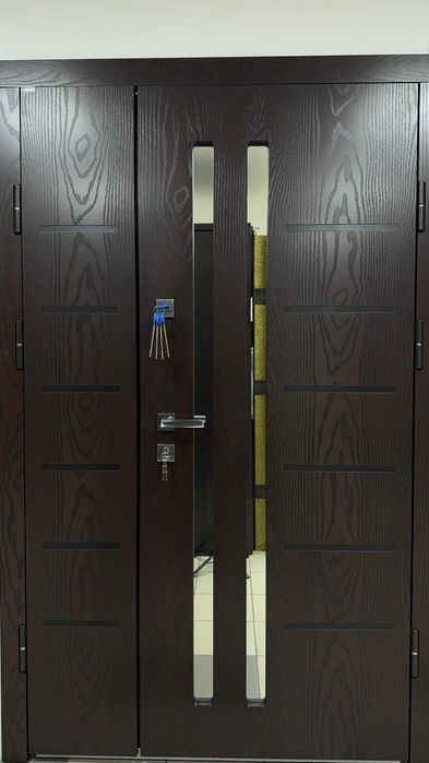 Вхідні двері БАСТІОН -  АКЦІЙНІ ЦІНИ, великий вибір у магазині!
