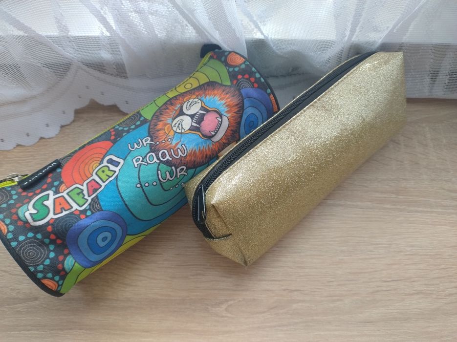 Piórniki szkolne 2 szt