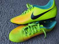korki Nike r.40,5