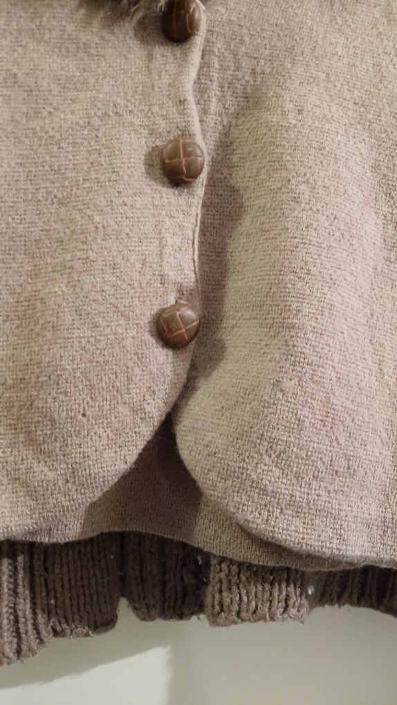 Sweter damski Nowy rozpinany z kołnierzem futro Hm r 40