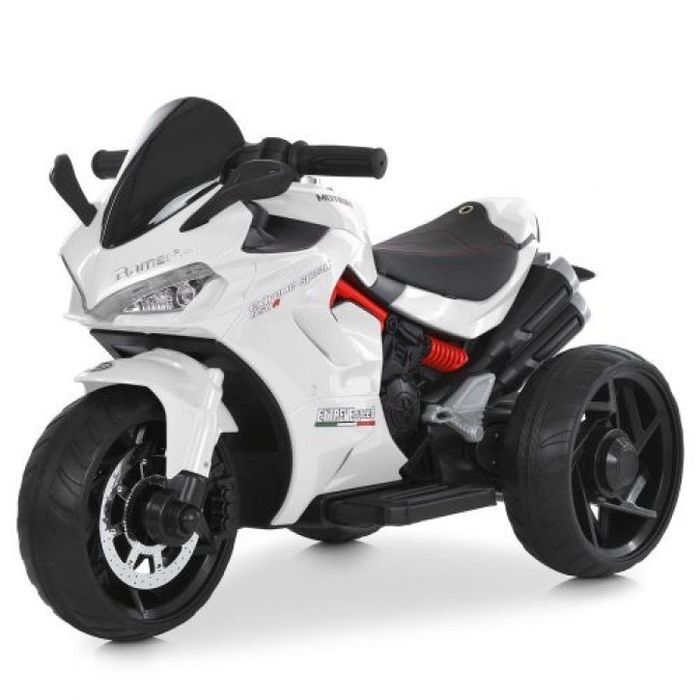 Мотоцикл на акамуояторі