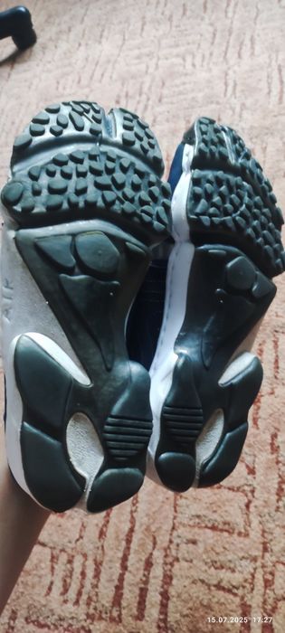 Продам сандали Nike air