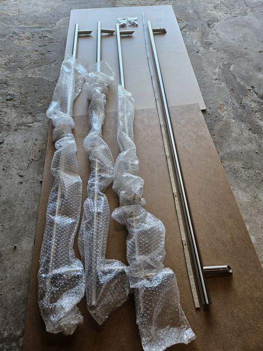 Sprzedam nowe Pochwyt do drzwi wejściowych