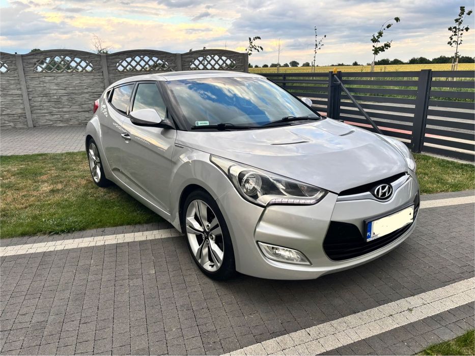 Hyundai Veloster