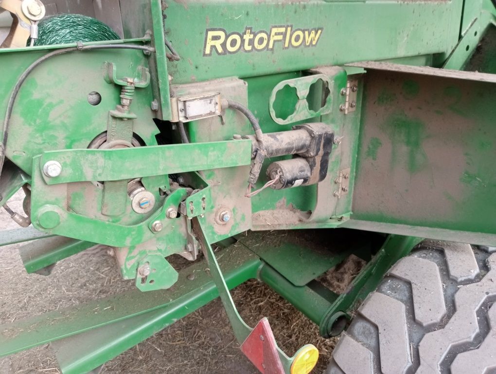 Sprzedam prasę John Deere 854